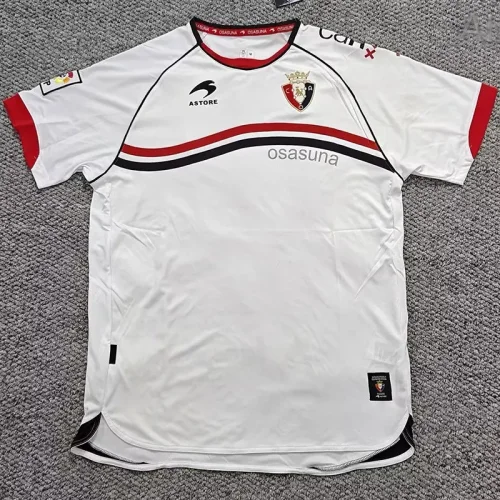 2000-2001 Osasuna Away Retro Soccer Jersey (带章)