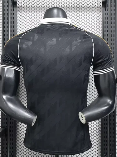 25-26 RMA Black Casual Edition Player Version Training Shirts (黄边)