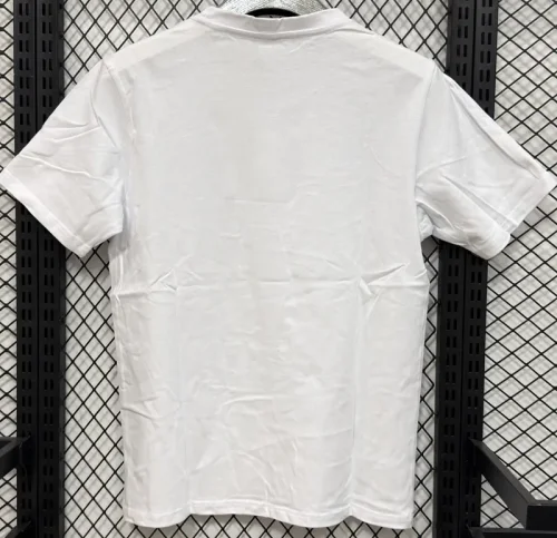 T284 AD White High Quality Casual T-Shirt