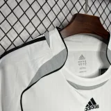 2006-2007 RMA Home Retro Soccer Jersey