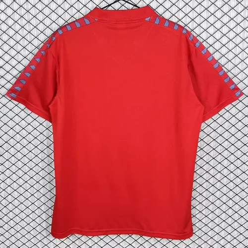 1983 Osasuna Home Retro Soccer Jersey (带章)