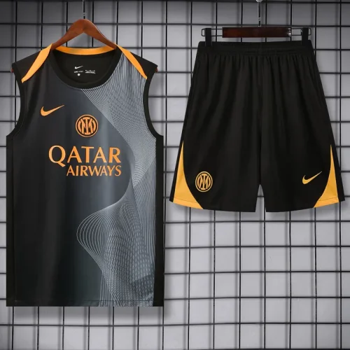25-26 INT Black Tank top and shorts suit