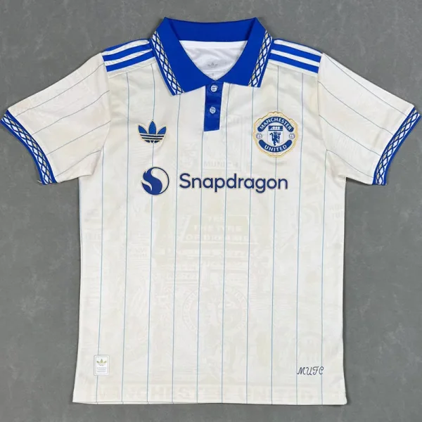 26-27 Man Utd White Polo Short Sleeve