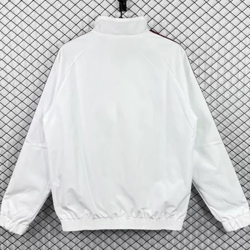 26-27 Spain White Windbreaker