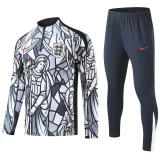 26-27 England White Half Pull Tracksuit (涂鸦半拉链)