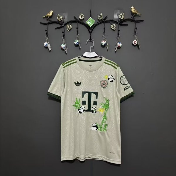 25-26 Bayern Oktoberfest 1:1 Fans Soccer Jersey(Embroidery version)