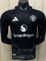 26-27 Man Utd Black Goalkeeper Player Version Soccer Jersey 26-27 Man Utd Black Goalkeeper Player Version Soccer Jersey