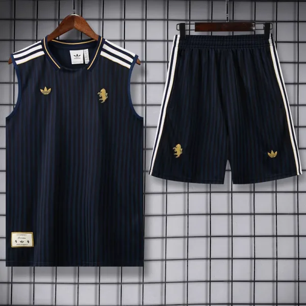 25-26 JUV Royal blue Tank top and shorts suit
