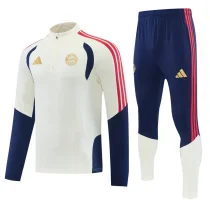 26-27 Bayern Khaki Half Pull Tracksuit (半拉链) 26-27 Bayern Khaki Half Pull Tracksuit (半拉链)
