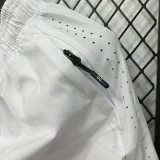 D629 ON White Casual Short Pants