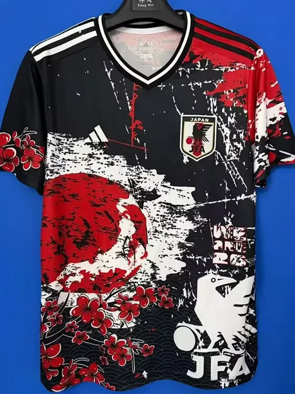 26-27 Japan Special Edition Training shirts (黑红梅花月)