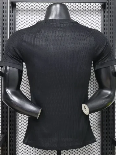 26-27 PSG Black Player Version Training shirts (飞人标)