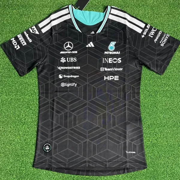 2026 Mercedes Black T-Shirts Racing Suit (Slim-fit style)(圆领)球员