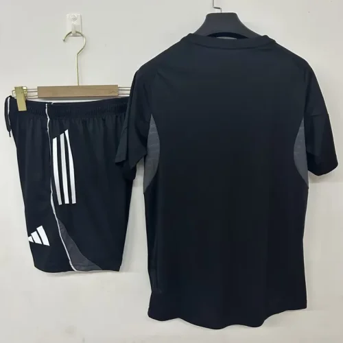 26-27 Frankfurt Black Training Short Suit