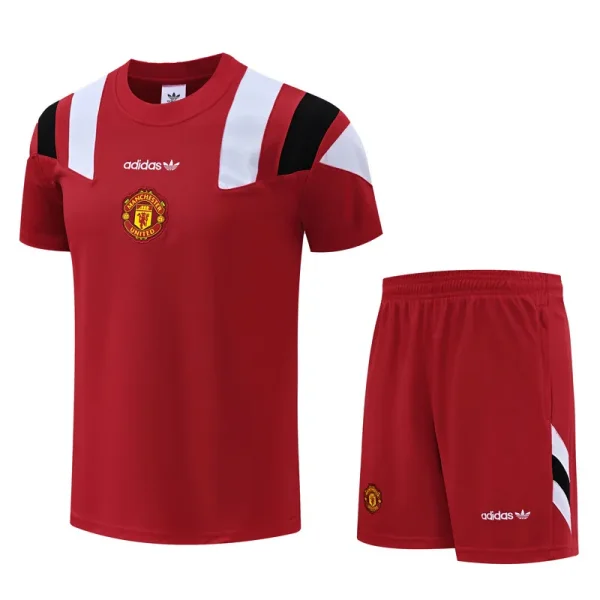 26-27 Man Utd Red Training Short Suit
