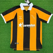 26-27 Hull City Home Fans Soccer Jersey (前带广告) 26-27 Hull City Home Fans Soccer Jersey (前带广告)