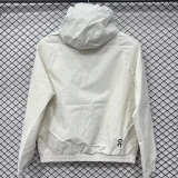 2026 ON Khaki Outdoor Jackets #Y506冲锋衣