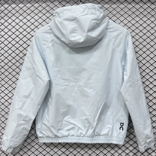 2026 ON Light blue Outdoor Jackets #Y506冲锋衣