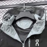 2026 ON Black Outdoor Jackets #Y506冲锋衣