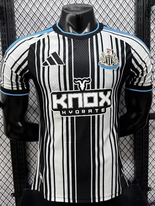 26-27 Newcastle Home Player Version Soccer Jersey (前带广告)
