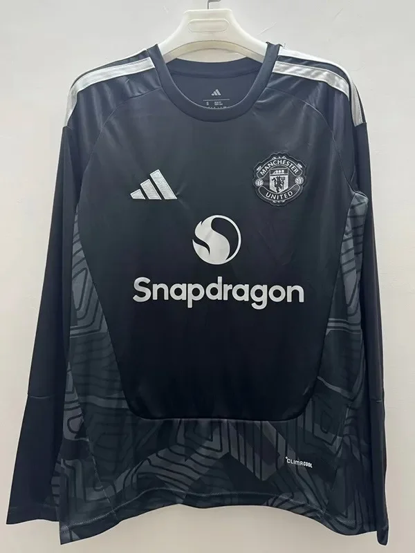 26-27 Man Utd Black Goalkeeper Long Sleeve Soccer Jersey (长袖)