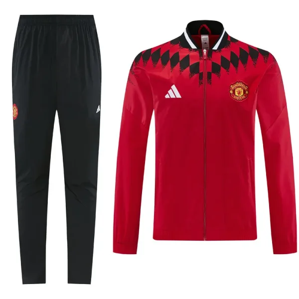 26-27 Man Utd Red Windbreaker Suit (风衣套装)
