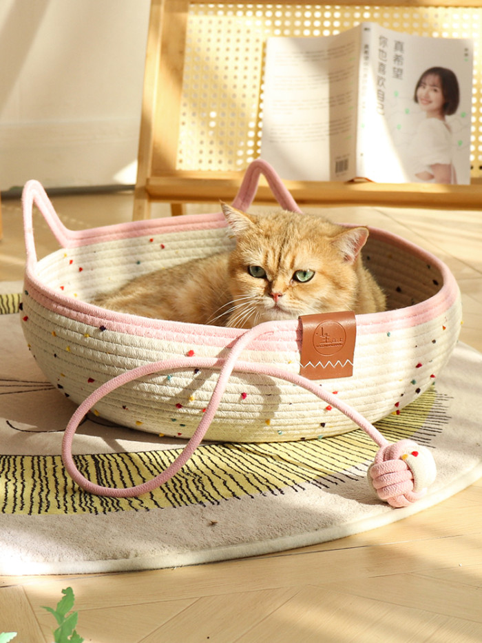 Cat Basket Bed, Cotton Rope Woven Cat Bed for Indoor Cats and Kittens, Round Kitten Beds for Summer with Removable Cushion and Scratching Post, Washable