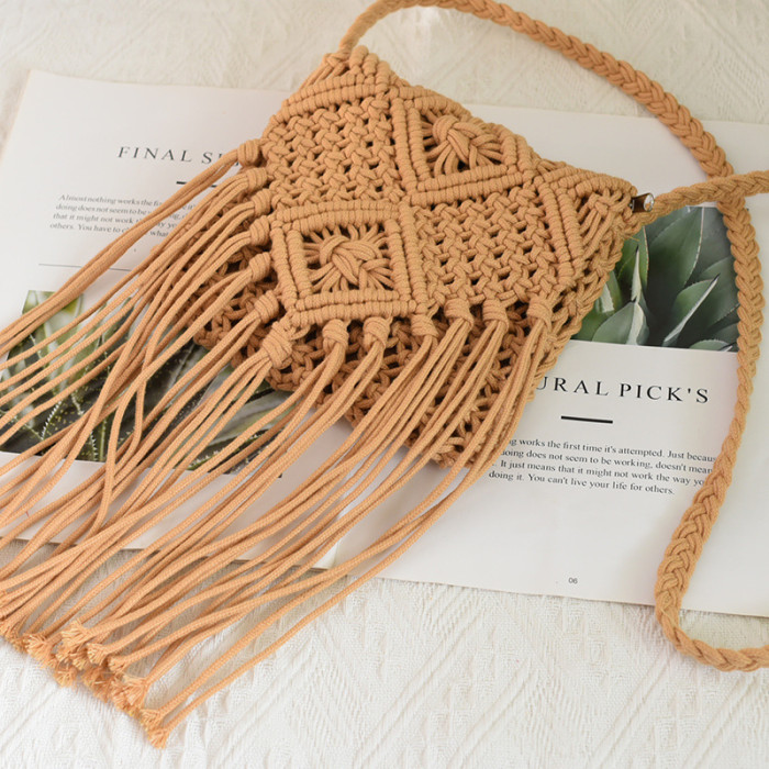 Women's Oblique Tassel Braided Bag