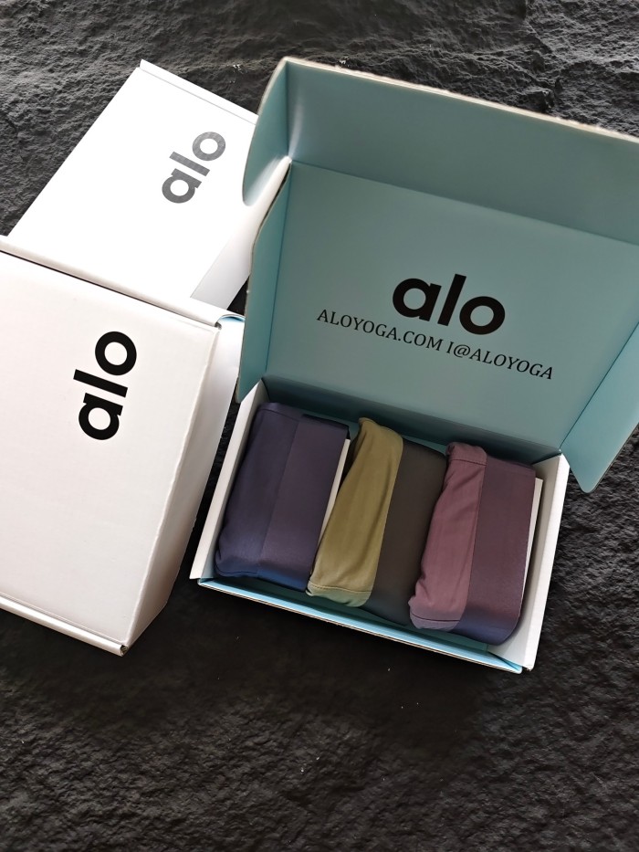 SMCL-823 Top Quality Alo Yoga Ice Silk 3 Packing into 1 Box Men's Underwear with Box Package