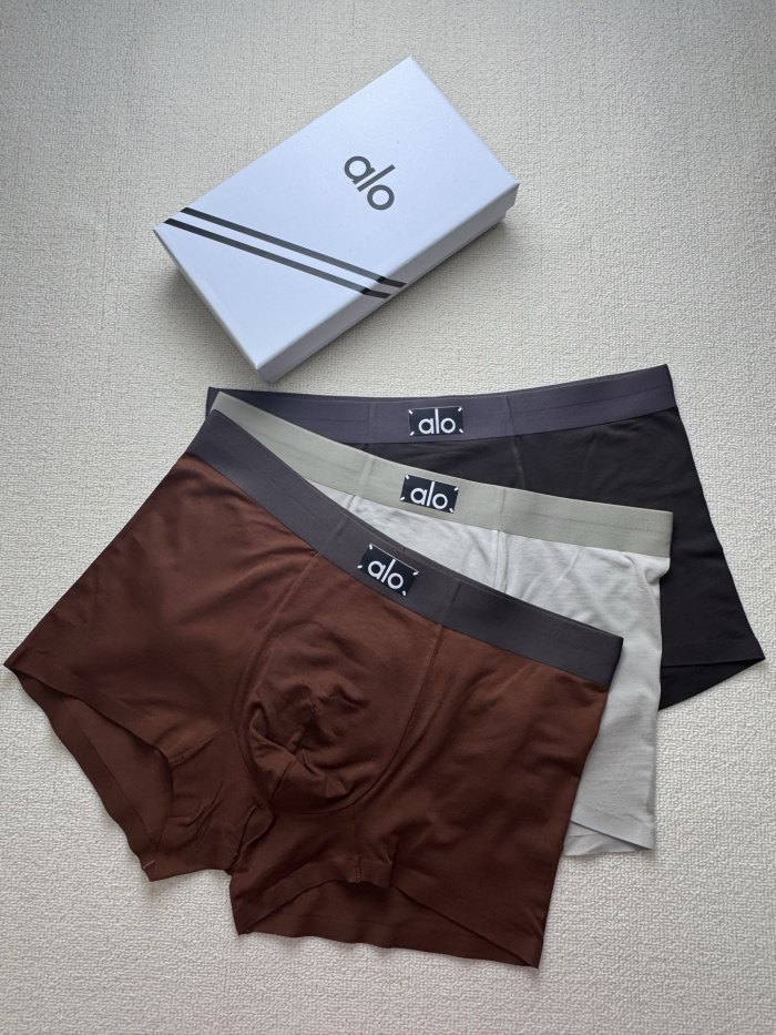 SMCL-3856 Top Quality Alo Yoga Ice Silk Men's Underwear With Package Box