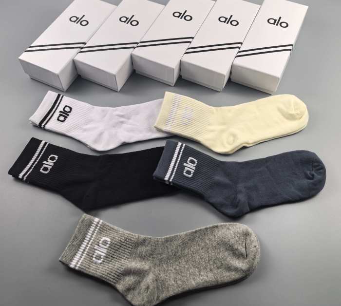 SMCL-3858 Top Quality Alo Yoga Antibacterial 5 Packing 1 Box Men's Mid-calf Socks With Box Package