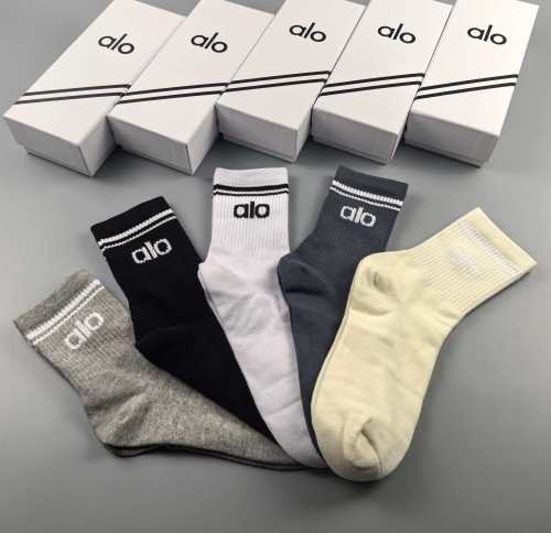 SMCL-3858 Top Quality Alo Yoga Antibacterial 5 Packing 1 Box Men's Mid-calf Socks With Box Package