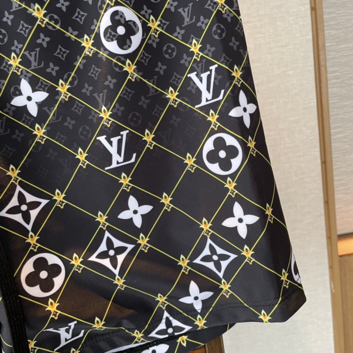 SMCL-3874 High Quality Louis Vuitton Swimming Trunks