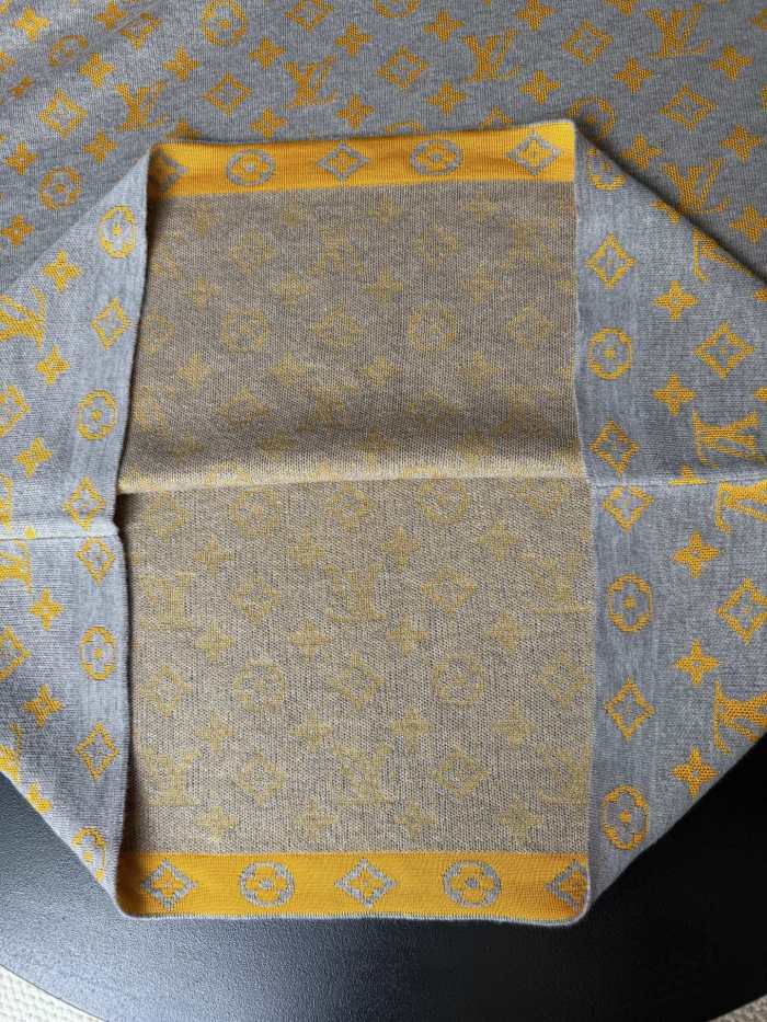 SMCL-4327 High Quality 2026ss Louis Vuitton Knitting T-shirt