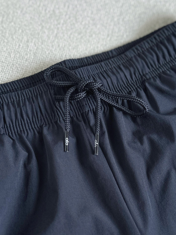 SMCL-4628 High Quality ALO Yoga Light and Thin Ice Feeling Shorts