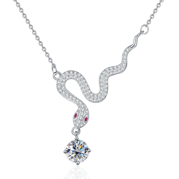 S925 Sterling Silver Moissanite Snake Necklace: Fashionable, Versatile, Creative Design, Unique Clavicle Chain