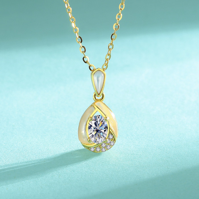 New S925 sterling silver moissanite necklace, teardrop design, sophisticated and versatile clavicle chain.