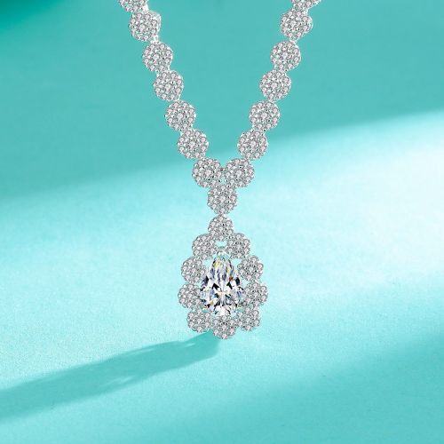 S925 Sterling Silver Flower, Full Diamond, Teardrop, Moissanite Necklace, Sunflower Style, Luxurious and Sparkling Collarbone Chain
