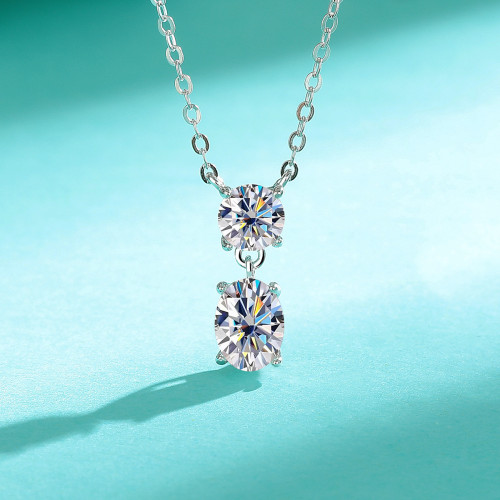 S925 Sterling Silver Oval 1-Carat D-Color Moissanite Necklace for Women - Niche Luxury Minimalist Design Pendant