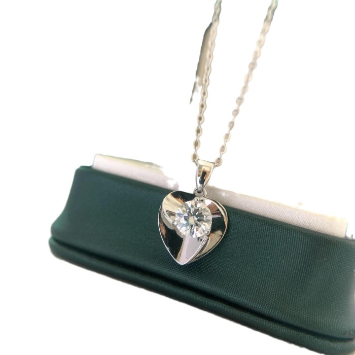 Pure Silver S925 Moissanite Heart Bloom Necklace, Light Luxury Niche Silver Pendant, Romantic Gift for Girlfriend