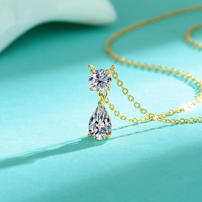 S925 sterling silver necklace for women, moissanite teardrop pendant, understated luxury, simple and stylish, high-end clavicle chain.