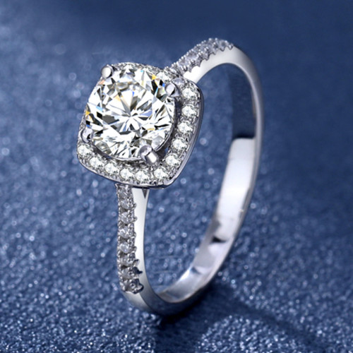 Hot-selling Pure Silver S925 Moissanite Square Cut Open Fashion Versatile Mini Square Ring