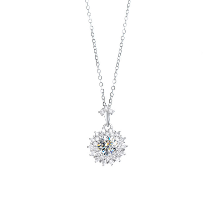 Sterling silver S925 moissanite minimalist luxury necklace with unique design, versatile clavicle chain pendant for women.