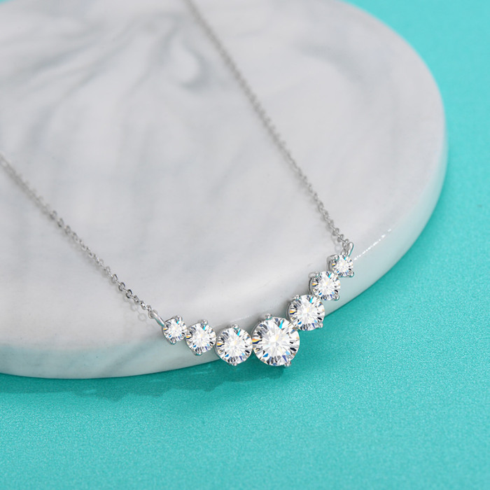 New S925 Sterling Silver Moissanite Necklace, Luxury Niche Pendant, Clavicle Chain for Women