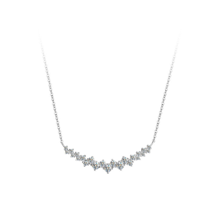 New S925 sterling silver moissanite necklace, elegant and stylish pendant, simple and sweet, a perfect clavicle chain for women.