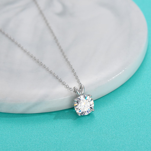 S925 Sterling Silver Moissanite Rabbit Ear Necklace for Women - Minimalist, Indie Style, High-End Collarbone Chain