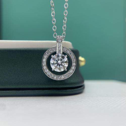 925 Sterling Silver Moissanite Center Round Pendant Openwork Clavicle Chain