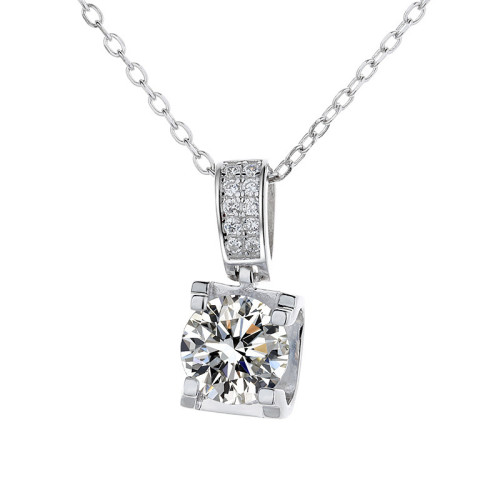 S925 Sterling Silver Moissanite Bull Head Necklace for Women, Pt950 Platinum Plated Clavicle Chain, Elegant and Versatile Pendant