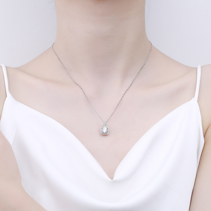 S925 Sterling Silver Moissanite Small Sugar Cube Necklace for Women, Four-Prong Pendant, Luxurious and Elegant Clavicle Chain, Versatile