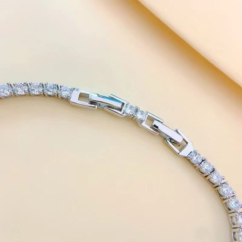 S925 Silver Bracelet for Women, Simple and Fashionable, Starry Sky Design with Diamond Arrangement, Emerald, Luxury Exquisite Moissanite